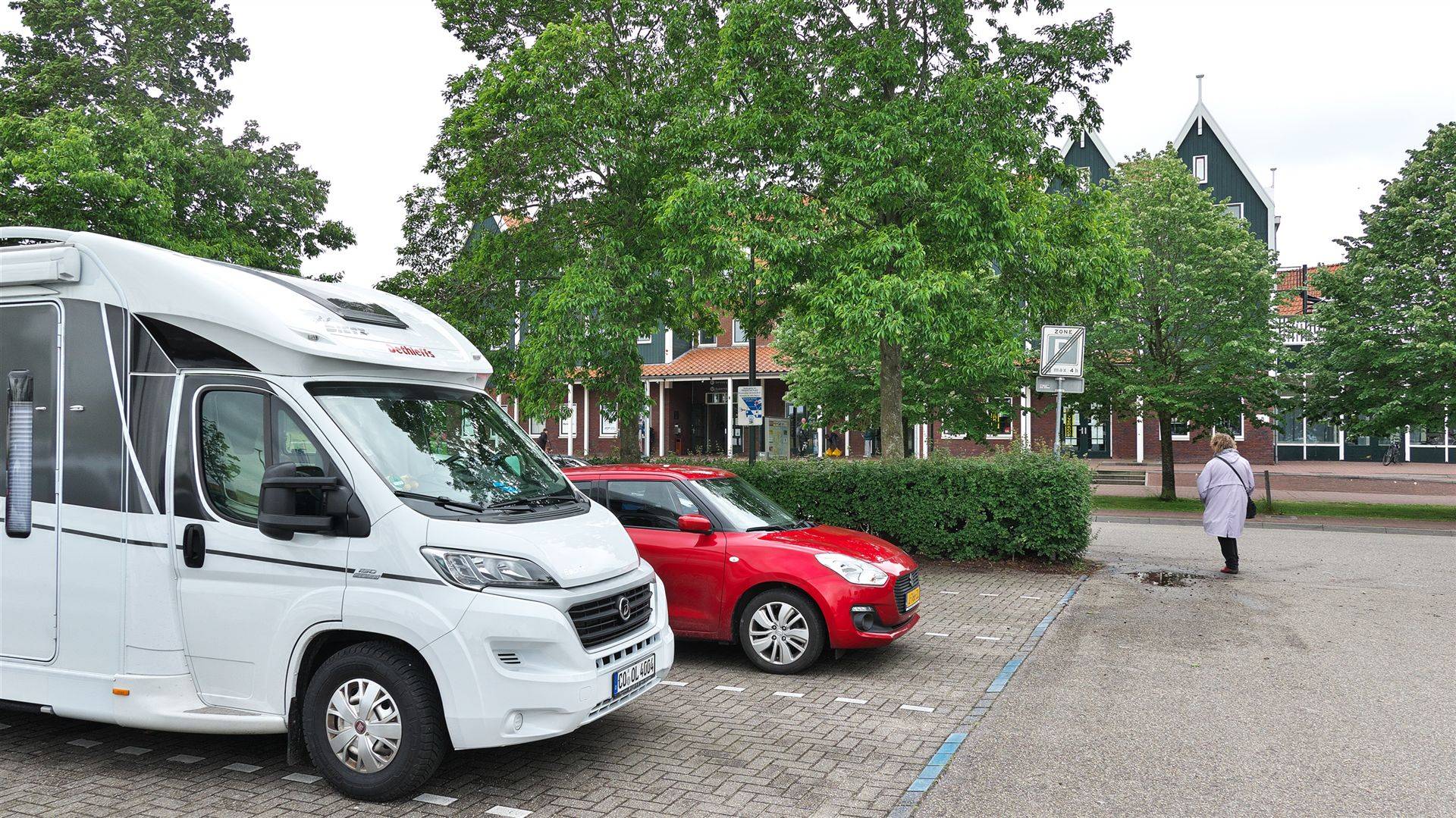 Volendam - am Parkplatz