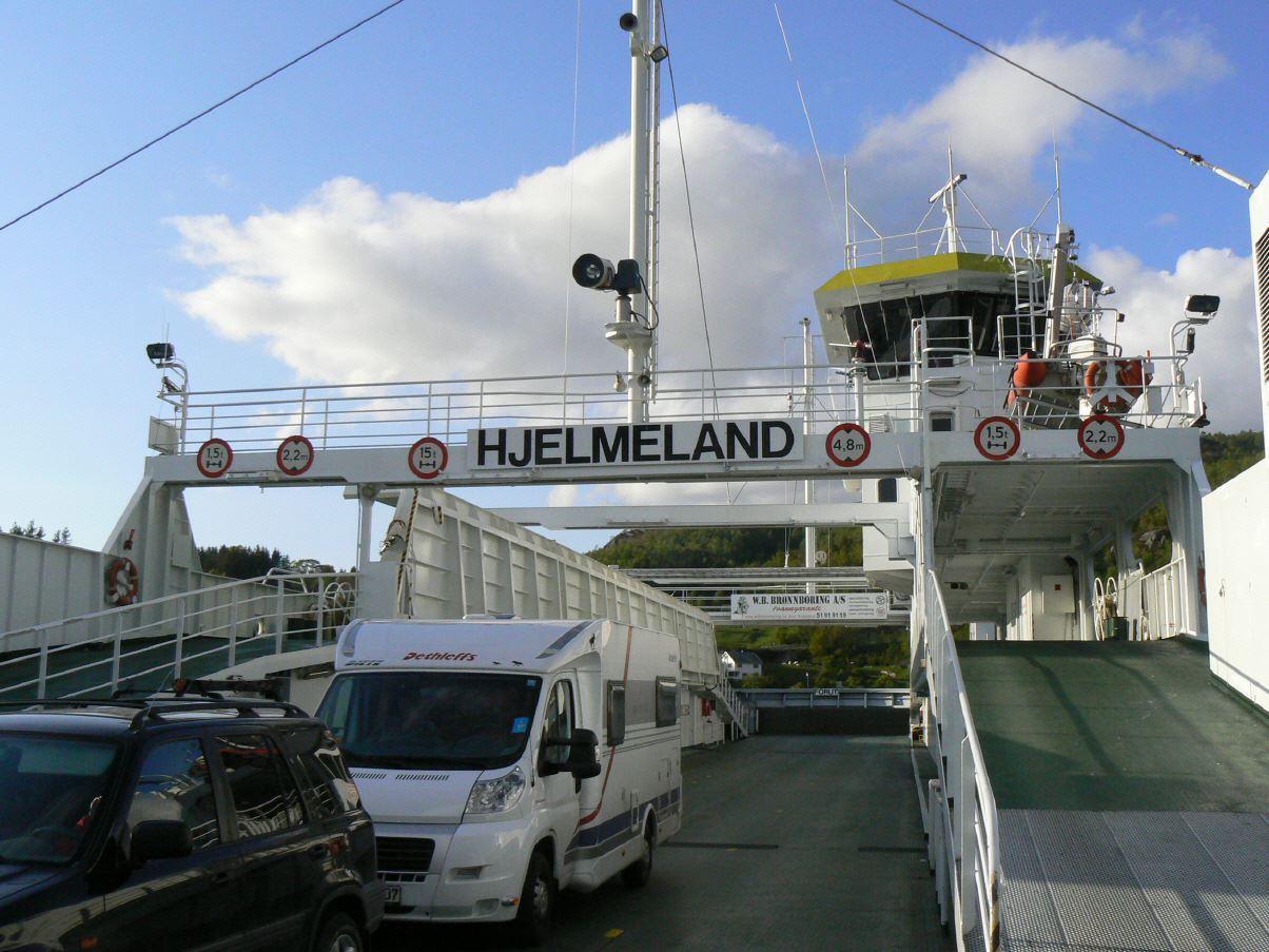 Fähre Nesvik -> Hjelmeland