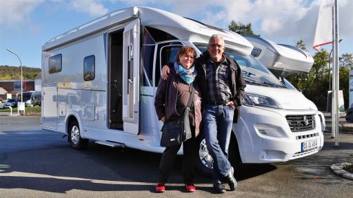 Wir: Mona & Rainer und unser Mr. Esprit
