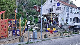 230904-049v Fjällbacka - Spaziergang durch den Ort und am Hafen