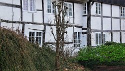 161229-12v Tønder - Stadtbummel ... altes Haus an der Fußgängerzone