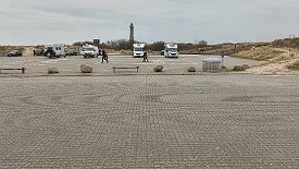 240328-05v Grenen (Skagen) - Fahrt mit dem Traktorbus zum Landsende und wieder zurück