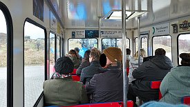 240328-06v Grenen (Skagen) - Fahrt mit dem Traktorbus zum Landsende und wieder zurück