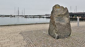 240401-17v Lemvig - Stadtbummel am Ostermontag ... hier am Hafen entlang