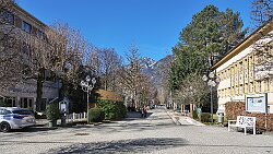 250305-11v Bad Reichenhall - in der Fußgängerzone
