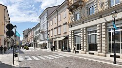 250419-24v Gorica (deutsch: Görz) - Stadtbummel ...