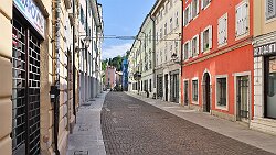 250420-004v Gorizia (deutsch: Görz) - auf dem Weg zur Burg 