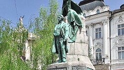 250421-08v Ljubljana - Stadtbummel ...